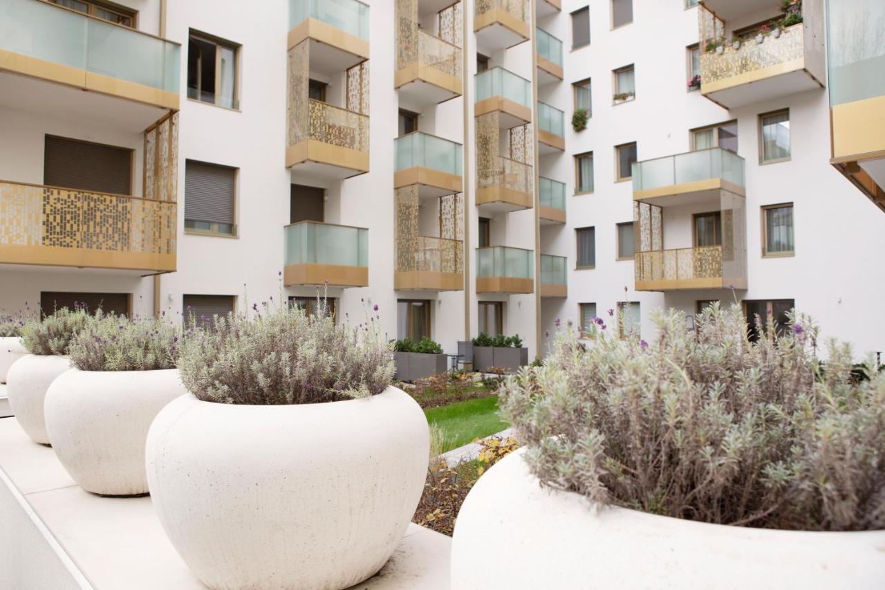 Budapest Magic Garden In Downtown Kültér fotó